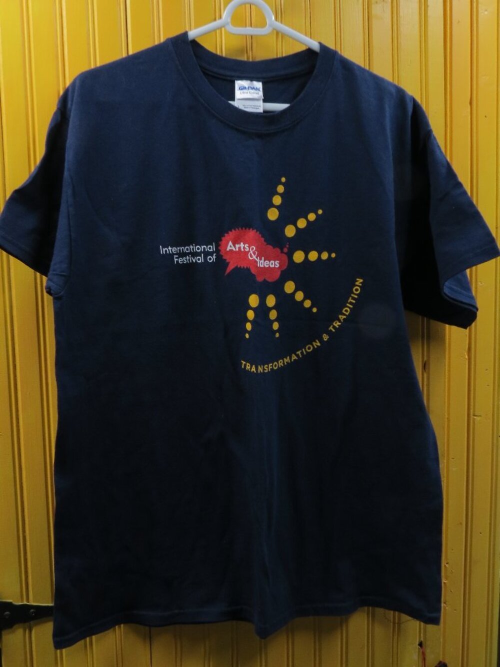 New Haven CT Festival T Shirt Arts & Ideas Size L Vintage